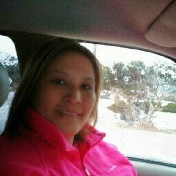 Meet your Posher, Lorena - Picture 1 of 1